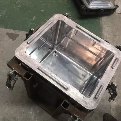 ODM OEM Aluminum Rotomolded Cooler Mold LLDPE Rotational Molding With PU Foam