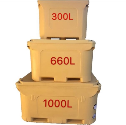 300 Liter Rotomolding Cooler Box Live Fish Storage Container With PU Insulation